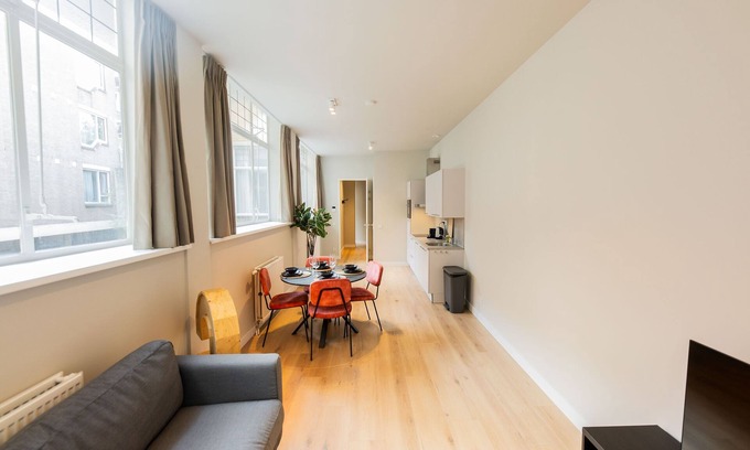 Centrum Villa | City Center 3BDR Apartment WS