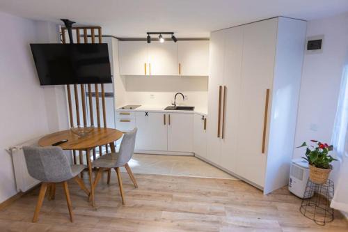 Old Town Apartamento | City Center Apartment