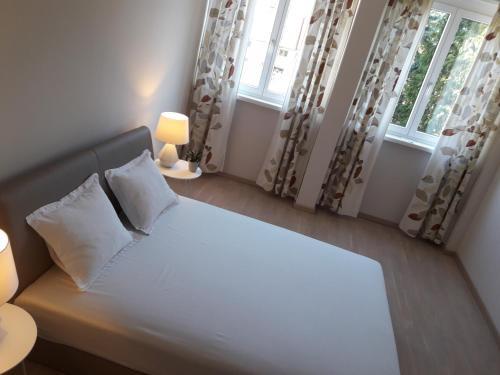Valjevo Apartamento | City Center Apartment