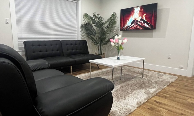 Charlottetown Apartamento | City Center Modern Apartment