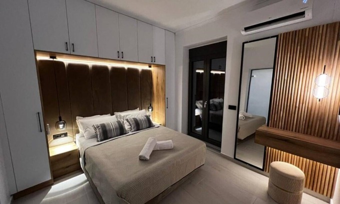 Rhodes Apartamento | City Compass Luxury Suites (Butterflies Valley)