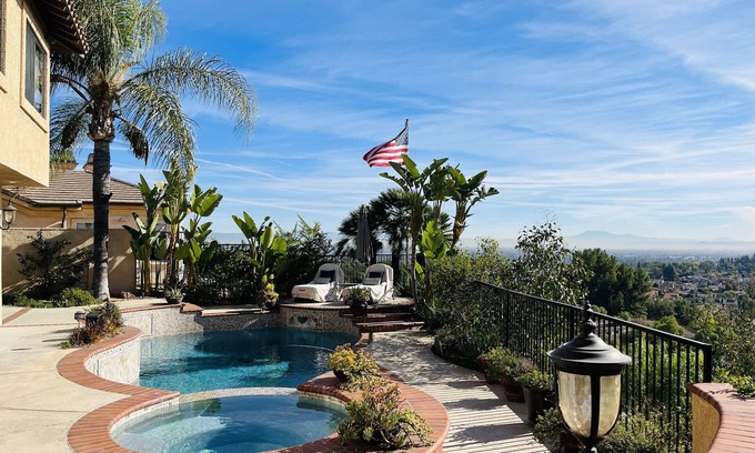 Valle Lindo Apartamento | City lights landscape high-end mansion