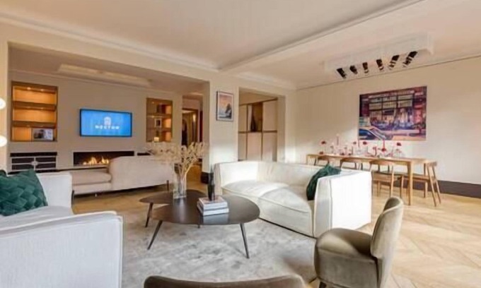 Postel Apartamento | City Luxury 3BR Prime Location