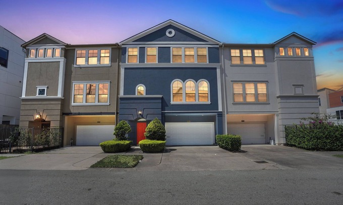 Washington Ave./ Memorial Park Casa | City stay at Memorial Park.nCentralized property to all landmarks and hospital.
