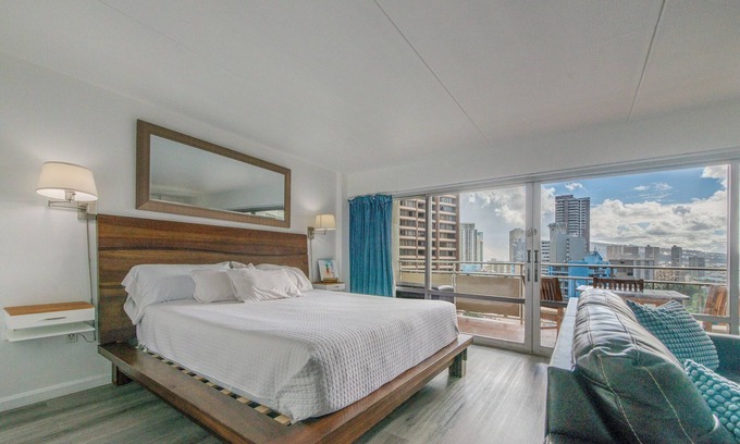 Waikiki Condominio | City-View Waikiki Beach Condo - Free Parking!