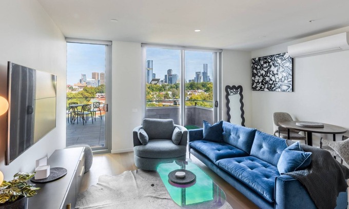 Carlton Apartamento | City Views | Unique Carlton Stay