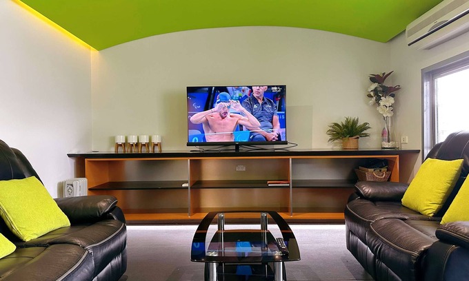 North Hobart Casa | Cityside Beautiful Lodge - close to City & Airpor