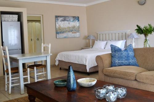 Salt Rock Apartamento | Claire's Deluxe Studio Apartment - SOLAR