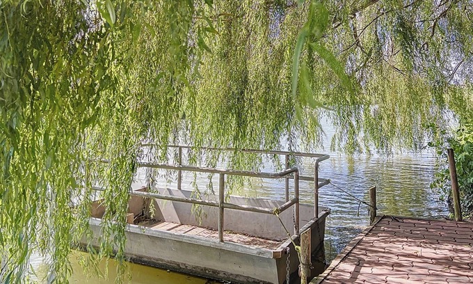 Clairmarais Casa | Clairmarais - Gite on an islet for a total change of scenery, at the gateway to the marshes