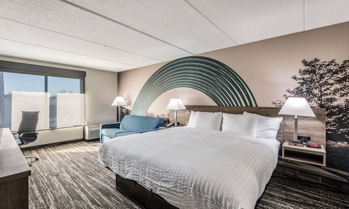Rock Hill Hotel | Clarion Pointe Near University