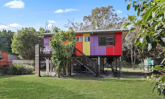 Amity Point Casa | Classic Beach Shack in a Quiet Bush Dune Setting