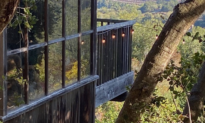 Santa Barbara Cabina | Classic California Central Coast Cabin overlooking the ocean on 20 wooded acres