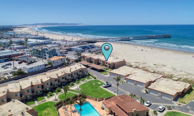Downtown Condominio | Classic California Oceanfront Living