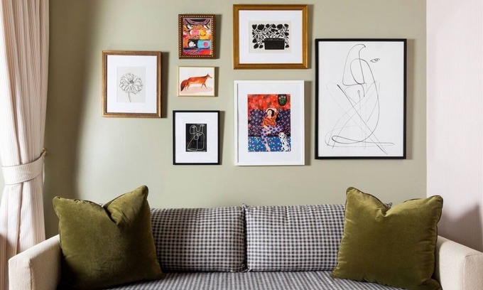 Hyde Park Hotel | Classic Room With Kitchenette In A Shopping Zone, Bring Your Pets!
