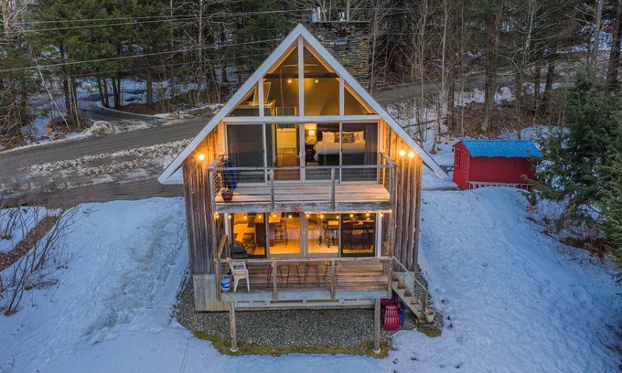 Stowe Chalet De Esquí | Classic Stowe Ski 3 Bedroom Chalet by RedAwning