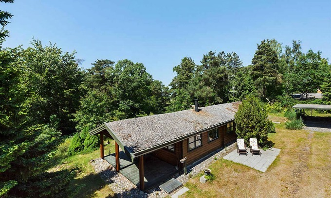 Frederiksvaerk Casa | Classic summer house with Arresø view