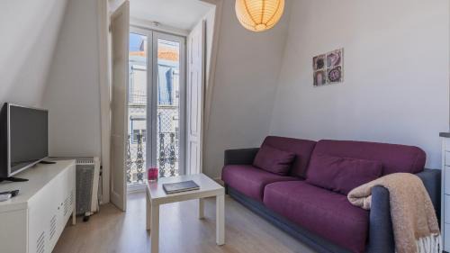 Santa Engracia Apartamento | Classic Topfloor Apartment by LovelyStay