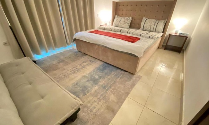 Mirdif Casa | Classic Villa Rooms opposite to Mirdif City Center