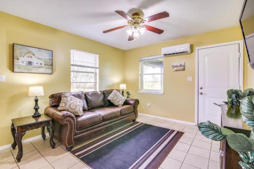 San Benito Casa | Classy San Benito Vacation Rental with Chiminea!