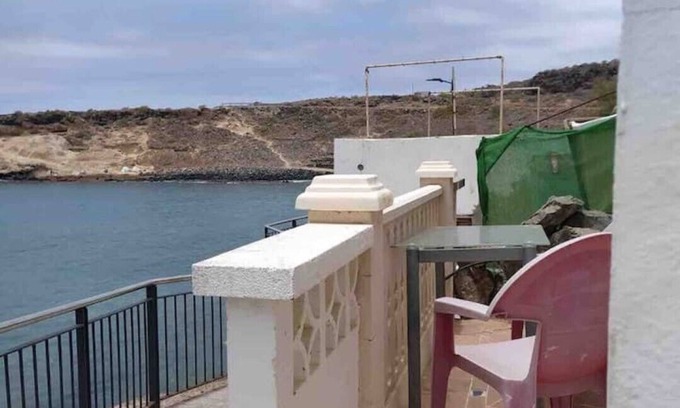Costa Adeje Apartamento | Claudia Puertito de Adeje - 2 bedrooms, 70sqm, on the beach