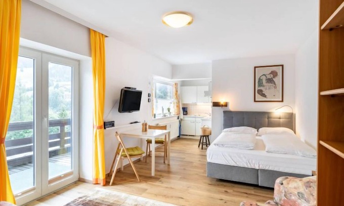 Bad Gastein Apartamento | Claudia Top 7 by Interhome