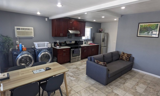 La Mesa Casa | Clean 1BR/1BA Guest House Peaceful Private Casita