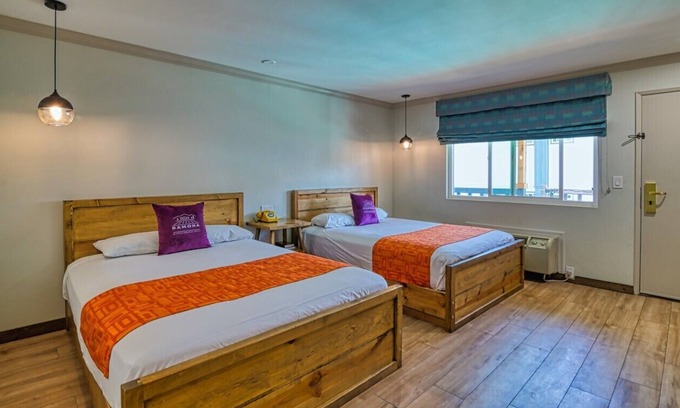 Ramona Cabina | Clean 2 Double Bed Room in Ramona Wineries