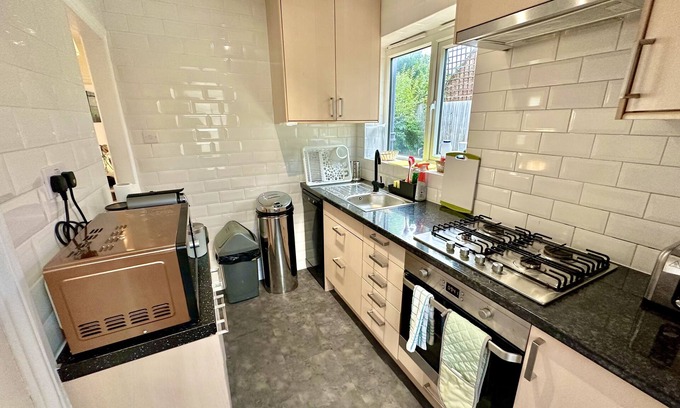 Hale Apartamento | Clean and Cosy Apartment near Edgware station