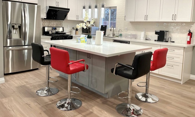 Temple City Casa | Clean and stylish house in a nice and pretty city.
