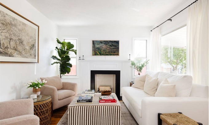 Sugar House Casa | Clean, Comfortable, Convenient Sugarhouse home - amazing location