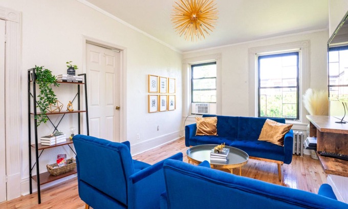 Bedford-Stuyvesant Casa | Clean & Elegant 2br Apt In A Brownstone Home
