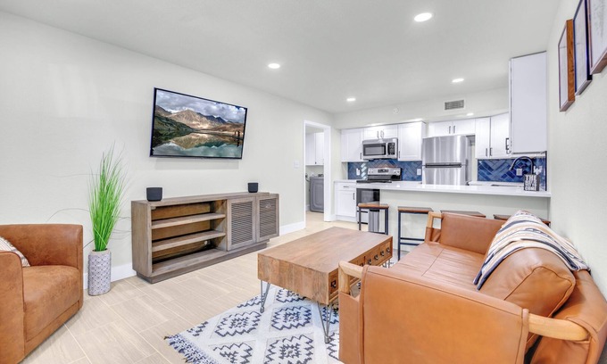 Brazoria Apartamento | Clean Remodeled 2-bedroom corporate apt in Brazoria with AC, Wi-Fi, Washer/dryer