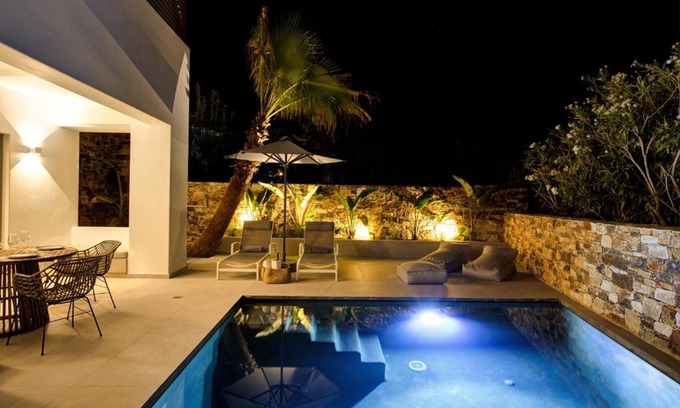 Naousa Casa | Clementina Paros