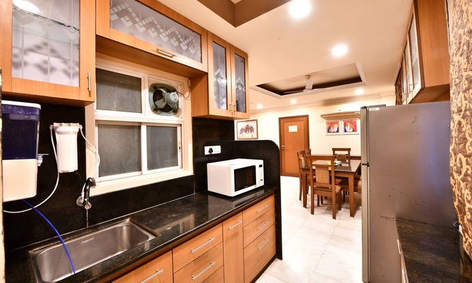 Vadodara Apartamento | Click White House Residency Vadodara