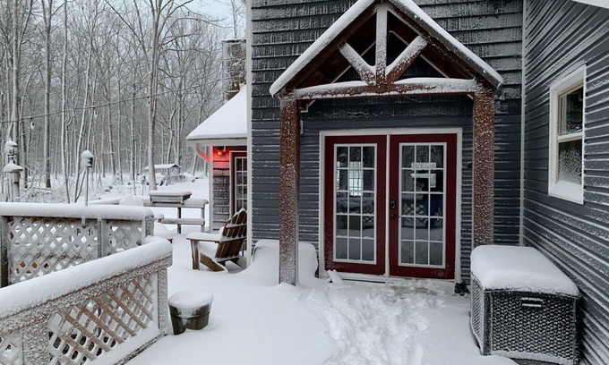 Clifftops Cabina | Clifftops cabin with access to lake, bluff views, Sewanee