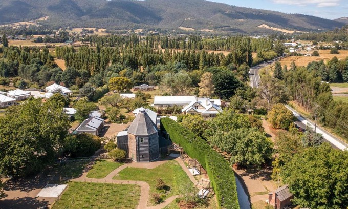 Huonville Cama Y Desayuno | Clifton Homestead