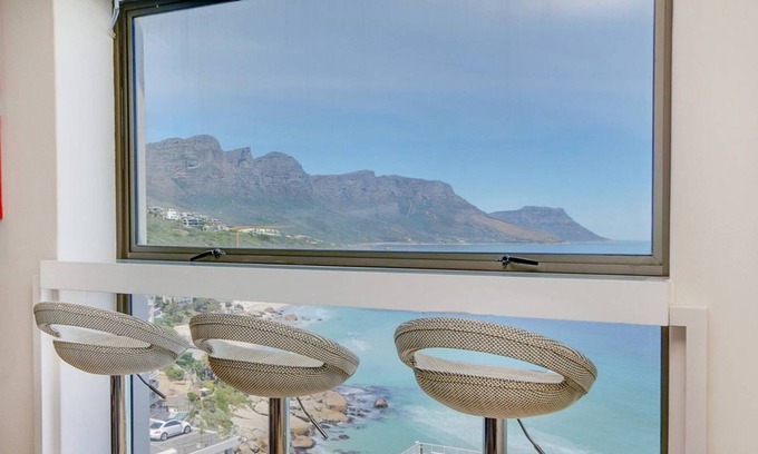 Clifton Apartamento | Clifton Penthouse with Uninterrupted Sea Views