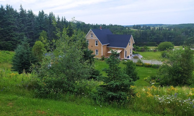 New London Casa | "Clinton Hills Summer House" 2023 Tourism PEI license nbr:40000015
