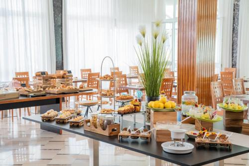 Pesaro Hotel | Clipper