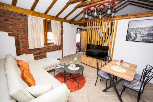 Bitola Apartamento | Clock Tower Apartments Bitola