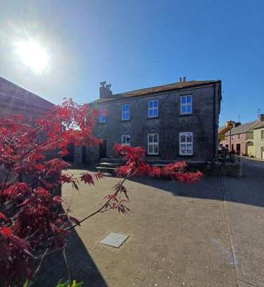Clonbur Apartamento | Clonbur House - Two bedroom village apartment