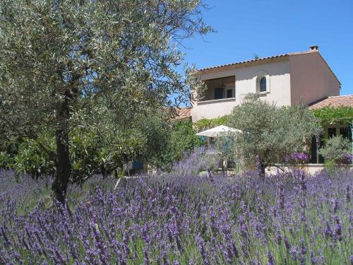 Lacoste Cama Y Desayuno | Clos des Lavandes - Chambres et Suites de charme climatisées-Luberon