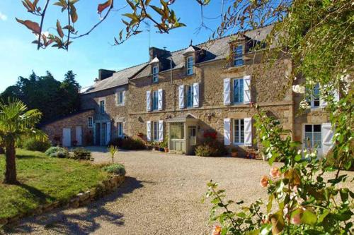 Vilde-Guingalan Cama Y Desayuno | Clos St Ange (Dinan-St Malo)