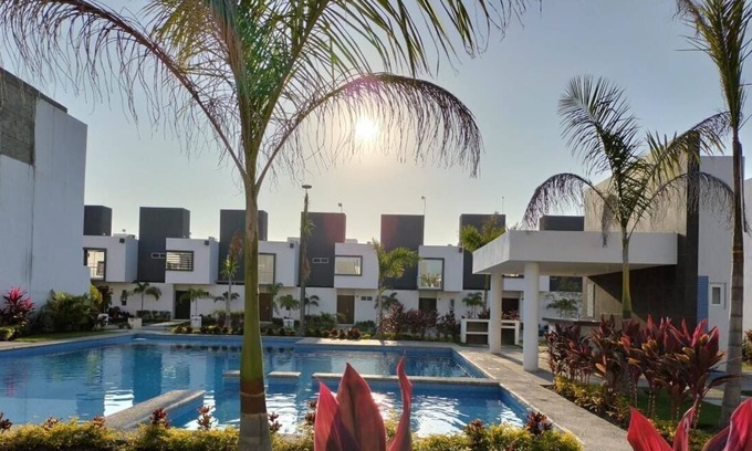 Mezcales Casa | Close to the beach with swimming pool