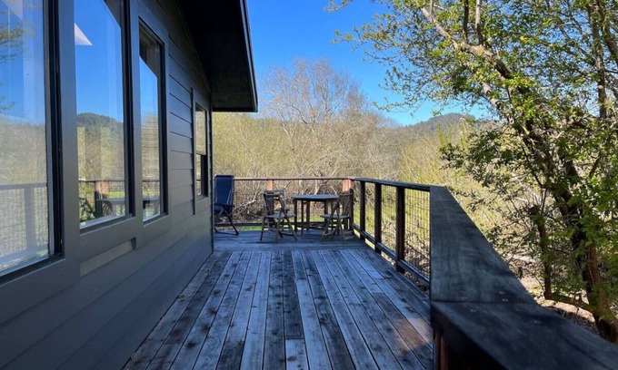 Point Reyes Station Casa | Close to Beaches! A Willows Retreat! True Luxury!