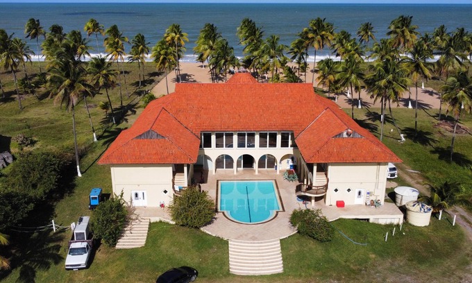 Barra do Sirinhaem Casa | Cerca de la playa de ovejas, Casa frente al agua, 09 suites, dos piscinas,