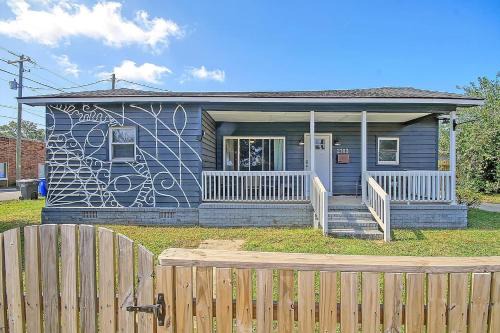 North Charleston Casa | Close To Downtown Charleston! 4 Bed Retreat
