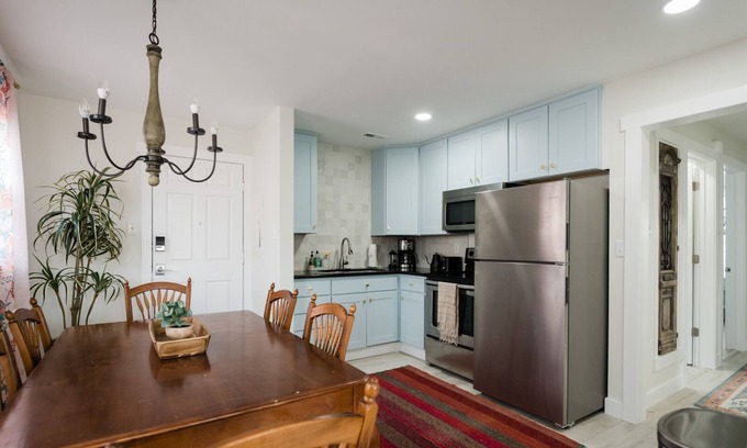 Central City Cabaña | Close To Everything: Downtown, bars/restaurants/coffee, ski resorts nearby