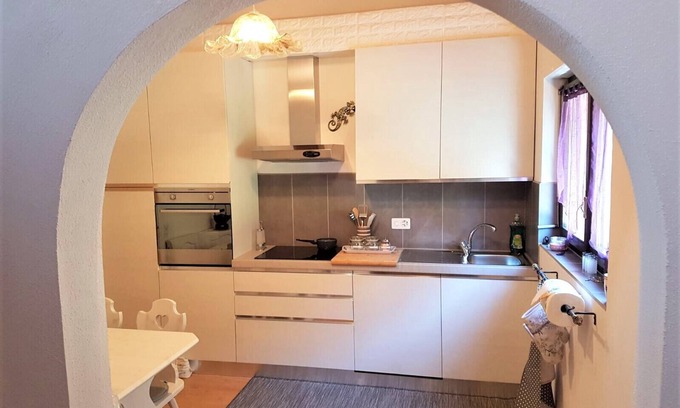 Bigogno Apartamento | Cerca de Franklin College y Lugano, ideal para hasta 4 personas.