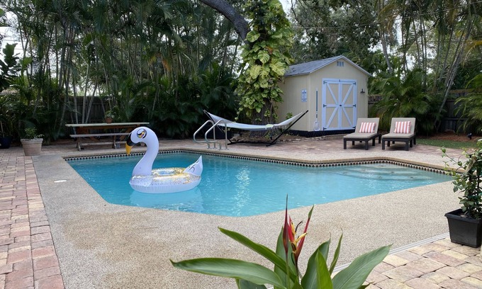 Shore Acres Casa | Close to it all!